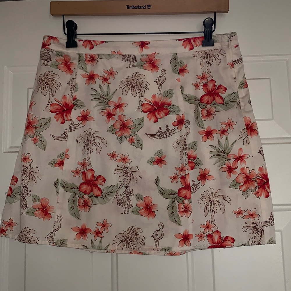 4/$10 Forever 21 100% cotton size M/L tropical peach/celadon green mini skirt
